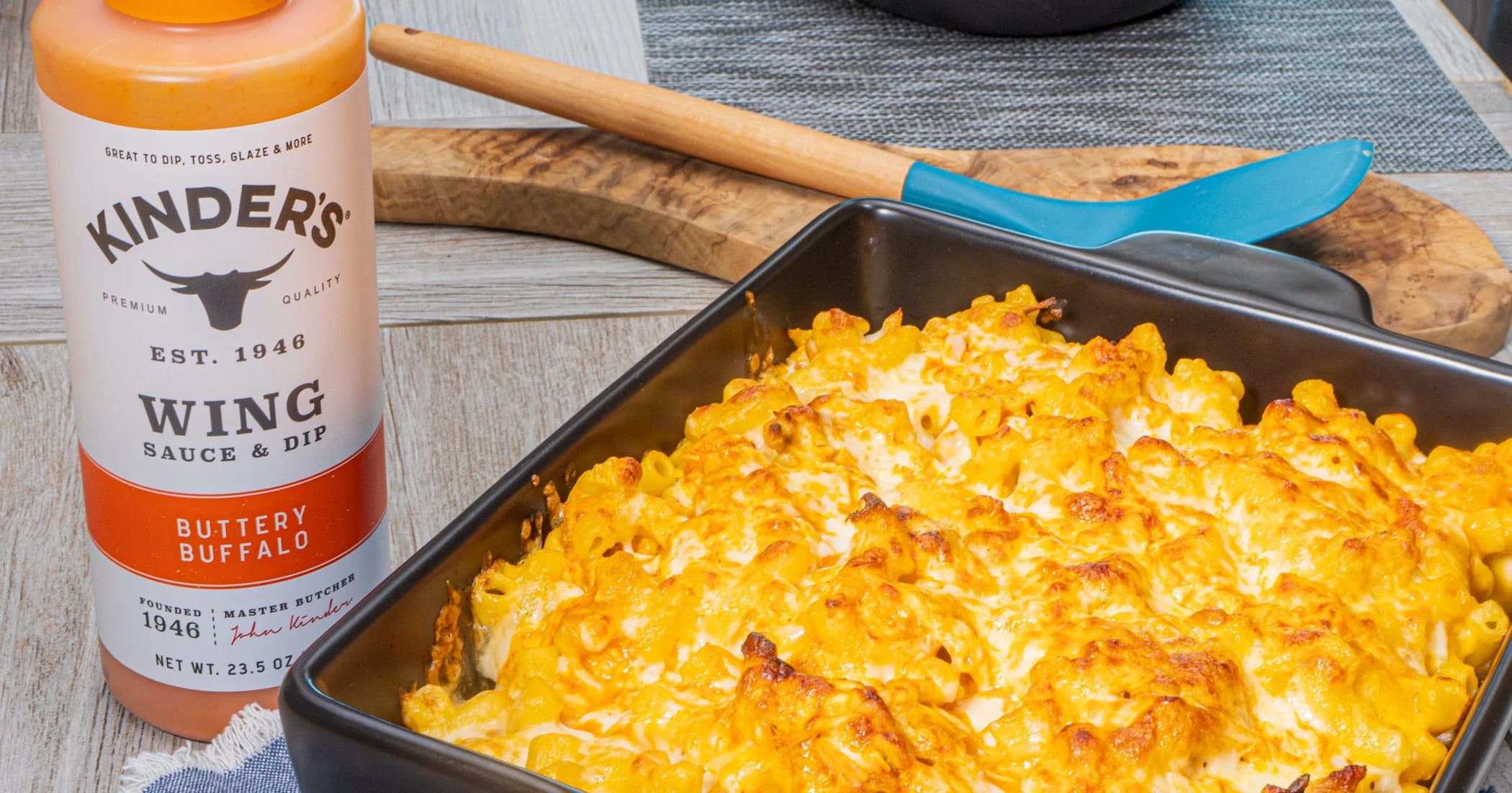 Buttery Buffalo Wing Sauce and Dip, 14.2 Oz Squeeze Bottle